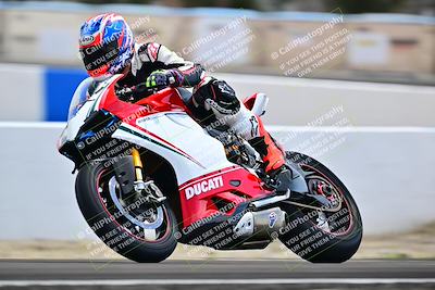 media/Apr-18-2025-TrackDaz (Fri) [[45f5874c44]]/B Group/Session 4 (Turn 6 - Outside)/